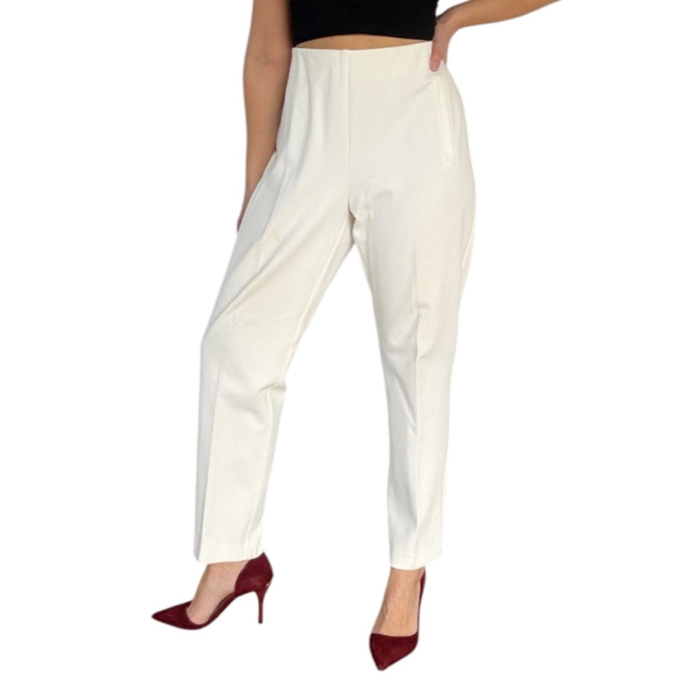 Chico’s white high rise pull on stretch crop ankle pants size 2